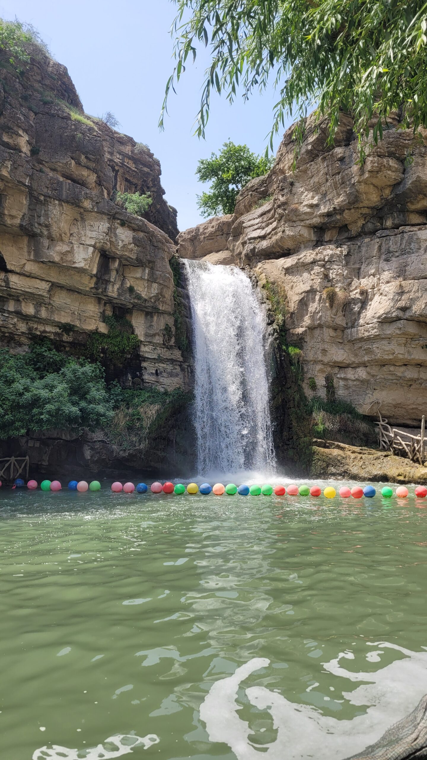 Gel Ali Bag waterfall