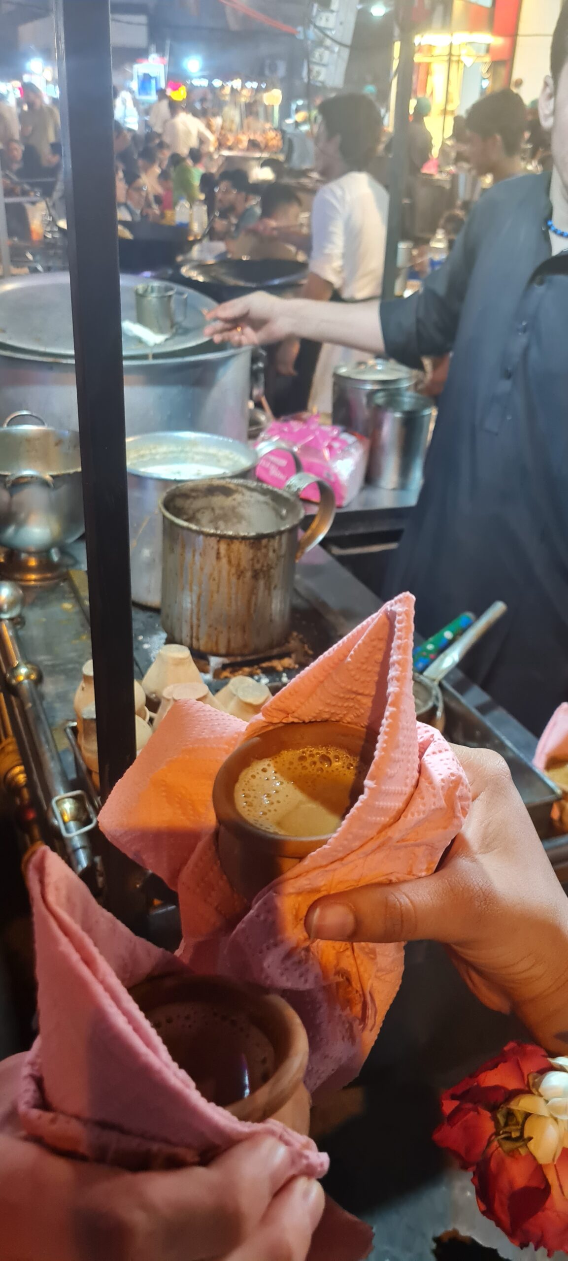Burns Road, Chai - What to do in Karachi, Pakistan