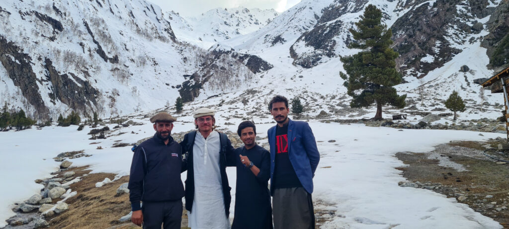 Making Friends in Pakistan