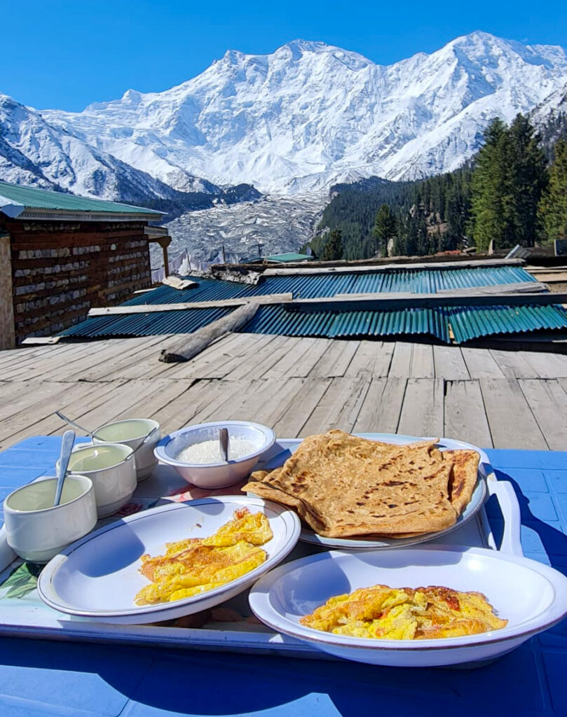 Pakistan Breakfast in the Mountains
